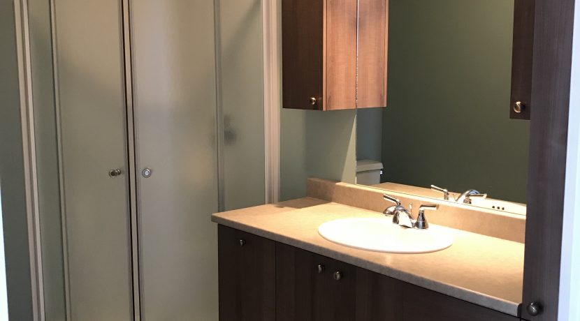 1327_86e_Rue_St-Georges-05